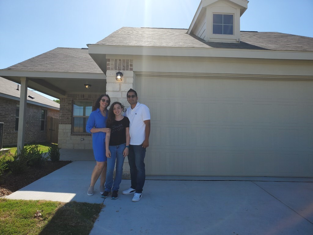 Delia SiFuentes Broker