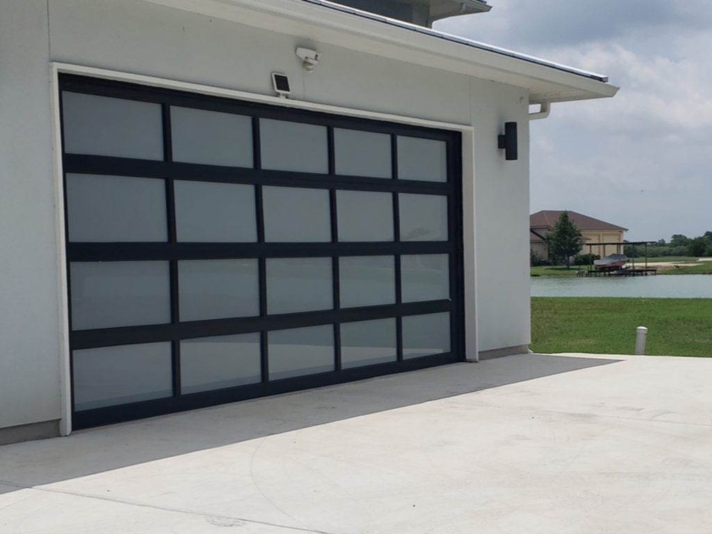 New Braunfels Overhead Garage Door in New Braunfels, TX
