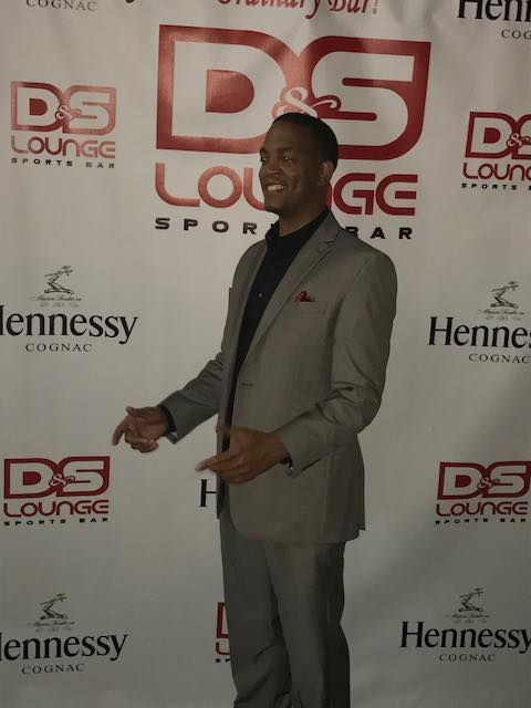 D & S Lounge
