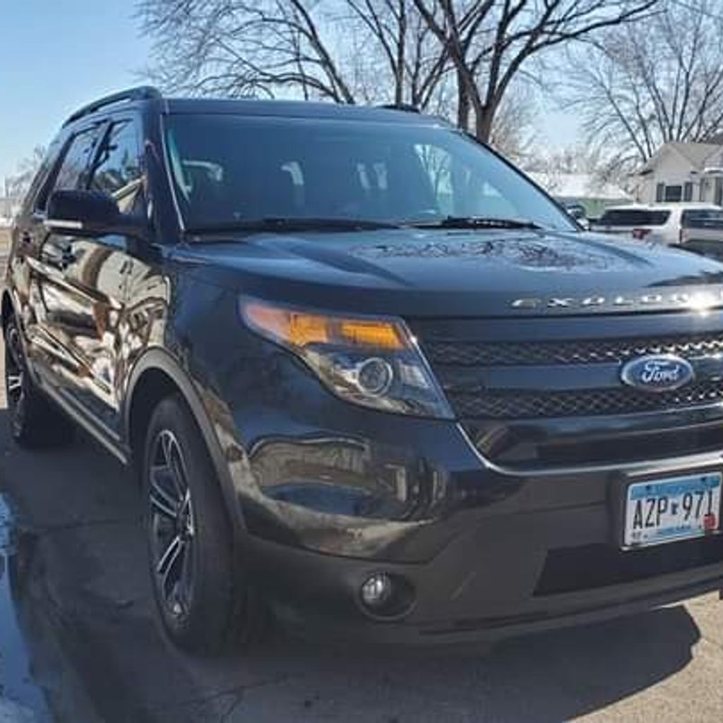 Lindstrom's Auto Detailing